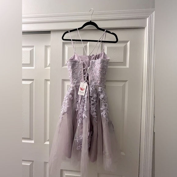 New with tag dress - Picture 3 of 3